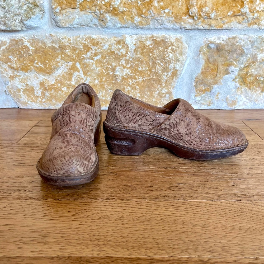 BØC Clogs ~ brown floral leather ~sz 7